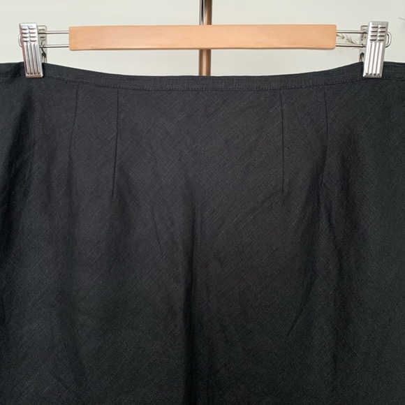 E-col-o-gie Irish Linen Floral Embroidered Black Skirt, Size 10 - Picture 6 of 14